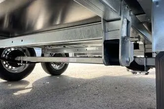 Tiki Treiler Keevis 300-DLBH Pidurid + kaanega kastihaagis