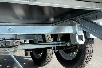 Tiki Treiler Keevis 300-DLBH Pidurid + kaanega kastihaagis