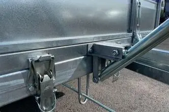 Tiki Treiler CP300-DLBH Piduritega Topeltsild haagis