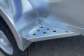 Tiki Treiler CP300-LBH Piduritega haagis