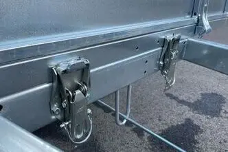 Tiki Treiler CP300-LBH Piduritega haagis