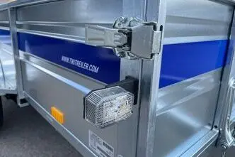 Tiki Treiler CP300-LBH Piduritega haagis