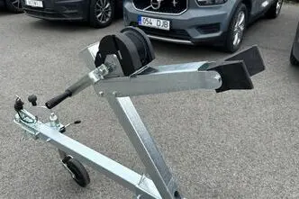Tiki Treiler Paadihaagis siinidega 4.6 m paadile