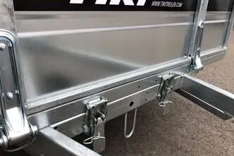 Tiki Treiler Keevis PRO 400-DLH 4.0x1.5 Kaanega kastihaagis