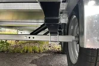 Tiki Treiler Keevis PRO 400-DLH 4.0x1.5 Kaanega kastihaagis