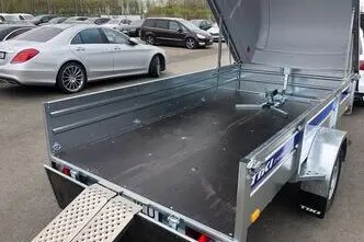 Tiki Treiler MotoBike 300