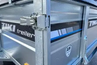 Tiki Treiler Keevis 300-DLH 3.0x1.5 kastihaagis kaanega