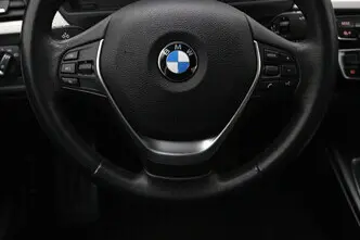BMW 320, 2.0, 135 kW, бензин, автомат, задний привод