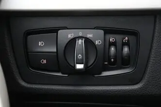BMW 320, 2.0, 135 kW, бензин, автомат, задний привод