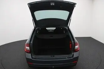 Škoda Octavia, 1.6, 85 kW, diesel, automatic, front-wheel drive