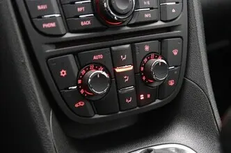 Opel Meriva, 1.4, 88 kW, bensiin, manuaal, esivedu