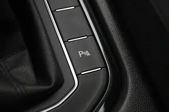 Volkswagen Tiguan, 1.4, 110 kW, бензин, автомат, передний привод