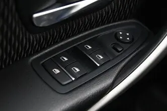 BMW 318, 1.5, 100 kW, бензин, автомат, задний привод