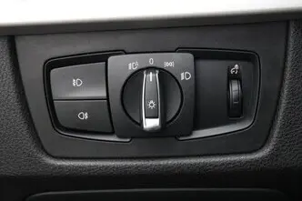 BMW 318, 1.5, 100 kW, бензин, автомат, задний привод