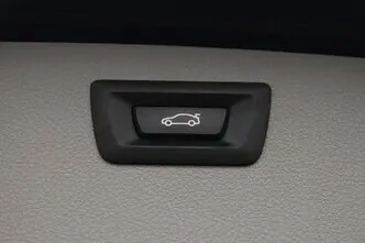 BMW 318, 1.5, 100 kW, бензин, автомат, задний привод