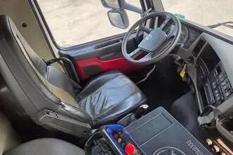 Volvo FM330 6X2*4, 248 kW, diesel, automatic