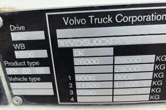 Volvo FM330 6X2*4, 248 kW, diesel, automatic