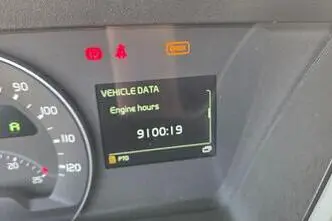 Volvo FM330 6X2*4, 248 kW, diesel, automatic