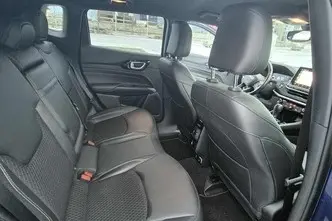 Jeep Compass, 1.3, 110 kW, bensiin, automaat, esivedu