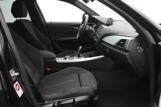 BMW 118, 1.5, 100 kW, бензин, автомат, задний привод