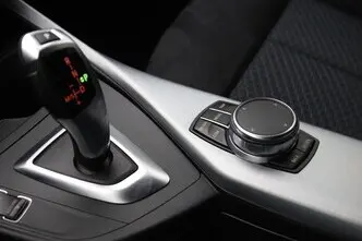 BMW 118, 1.5, 100 kW, бензин, автомат, задний привод