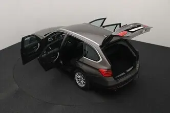 BMW 320, 2.0, 135 kW, bensiin, automaat, tagavedu
