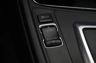 BMW 320, 2.0, 135 kW, bensiin, automaat, tagavedu