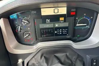 Renault T 520, 390 kW, diesel, automatic