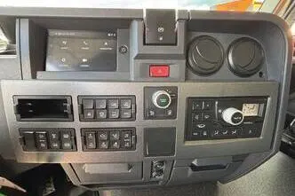 Renault T 520, 390 kW, diesel, automatic