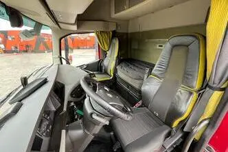 Volvo FH 16 650 6x4, 488 kW, diesel, automatic