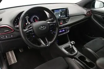 Hyundai i30, 2.0, 202 kW, бензин, механическая, передний привод
