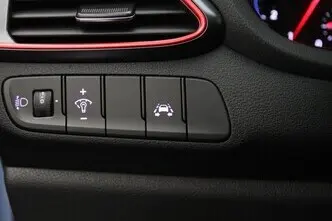 Hyundai i30, 2.0, 202 kW, бензин, механическая, передний привод