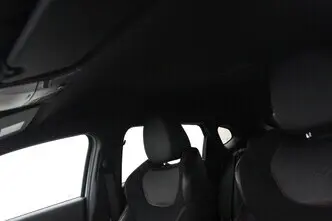 Hyundai i30, 2.0, 202 kW, бензин, механическая, передний привод