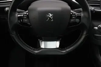 Peugeot 308, 1.5, 96 kW, diesel, manual, front-wheel drive