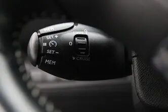 Peugeot 308, 1.5, 96 kW, diesel, manual, front-wheel drive