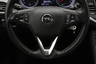 Opel Astra, 1.6, 81 kW, дизель, механическая, передний привод