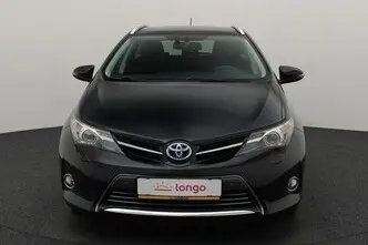 Toyota Auris, 1.8, 73 kW, hybrid, automatic, front-wheel drive