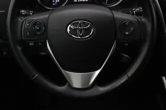 Toyota Auris, 1.8, 73 kW, hybrid, automatic, front-wheel drive