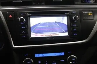Toyota Auris, 1.8, 73 kW, hybrid, automatic, front-wheel drive