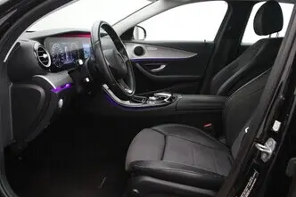 Mercedes-Benz E 350, 2.0, 155 kW, подключаемый гибрид, автомат, задний привод