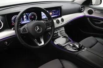 Mercedes-Benz E 350, 2.0, 155 kW, подключаемый гибрид, автомат, задний привод