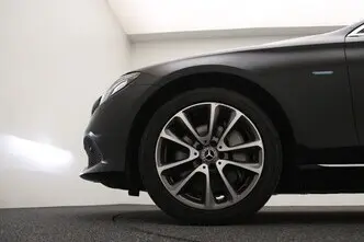 Mercedes-Benz E 350, 2.0, 155 kW, подключаемый гибрид, автомат, задний привод