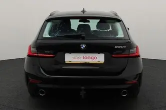 BMW 330, 2.0, 135 kW, подключаемый гибрид, автомат, задний привод