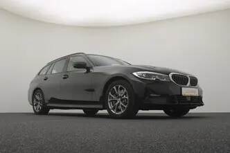 BMW 330, 2.0, 135 kW, подключаемый гибрид, автомат, задний привод