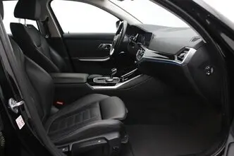BMW 330, 2.0, 135 kW, подключаемый гибрид, автомат, задний привод