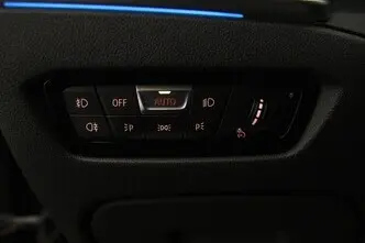 BMW 330, 2.0, 135 kW, подключаемый гибрид, автомат, задний привод