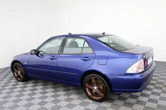 Lexus IS 200, 2.0, 154 kW, bensiin, automaat, tagavedu