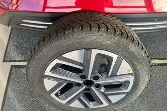 Hyundai Kona, electric, automatic, front-wheel drive