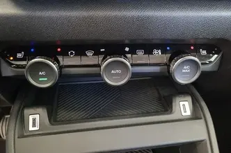Citroën C4, 1.2, 74 kW, бензин, механическая, передний привод