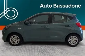 Hyundai i10, 1.0, 46 kW, бензин, механическая, передний привод
